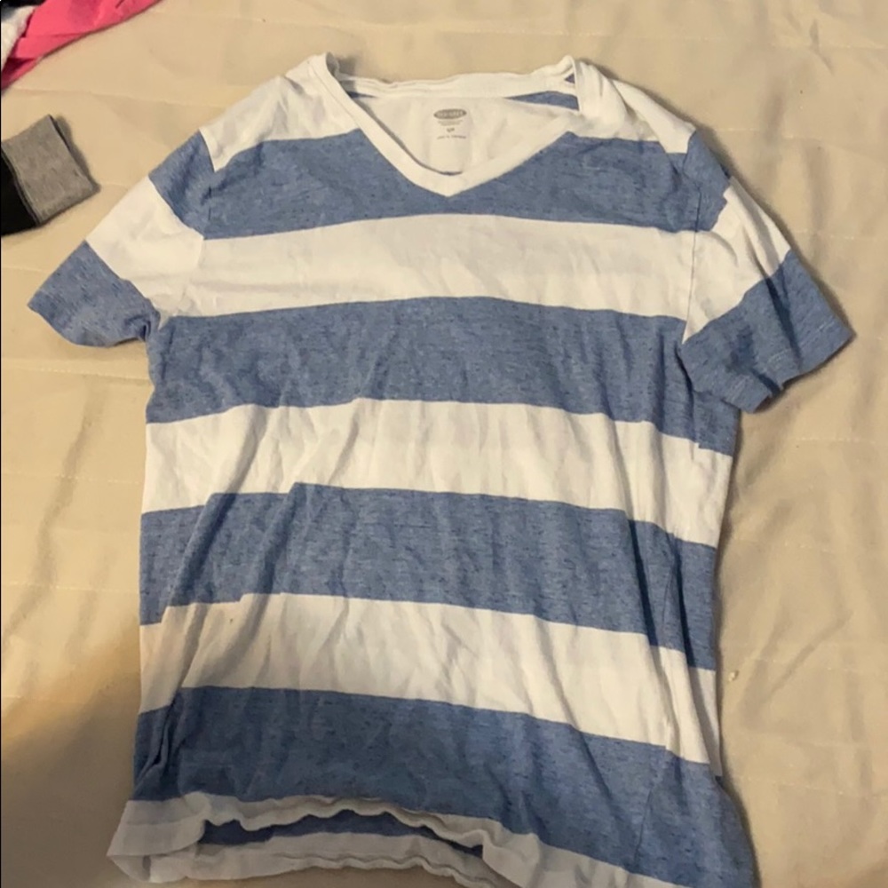 Only been worn a few times .